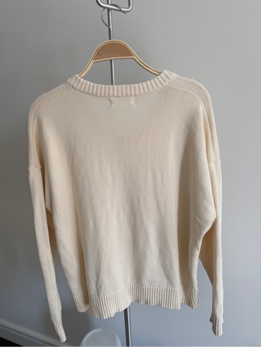 Parke Cream / White V-Neck Women's Sweater 100% Cotton - Picture 4 of 5